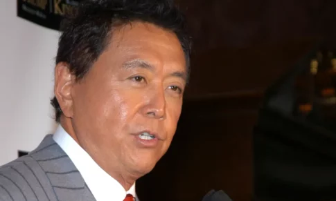 ROBERT KIYOSAKI TOUTS CASH AS TRASH – ENDORSES BITCOIN, SILVER AND GOLD